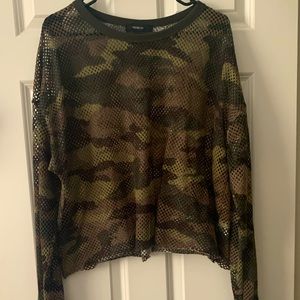 Camouflage crop top